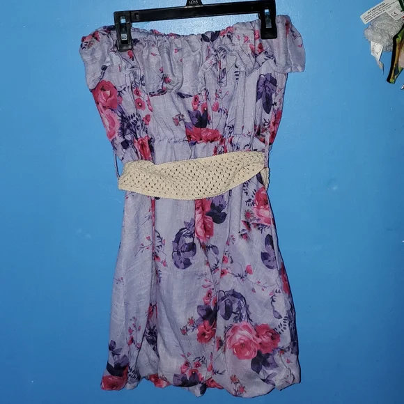 *SOLD* 5 for $20 | Chesley Strapless Ruffle Top Floral Dress with Knitted Belt - Picture 3 of 11